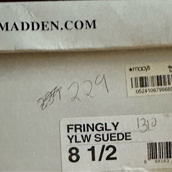 Fringly Yellow Suede Sandals by Steve Madden. Size 8.5. Never worn! - Picture 5 of 5